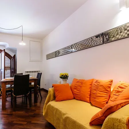 Apartment La Finestra Sul Mercato In Centro A Palermo